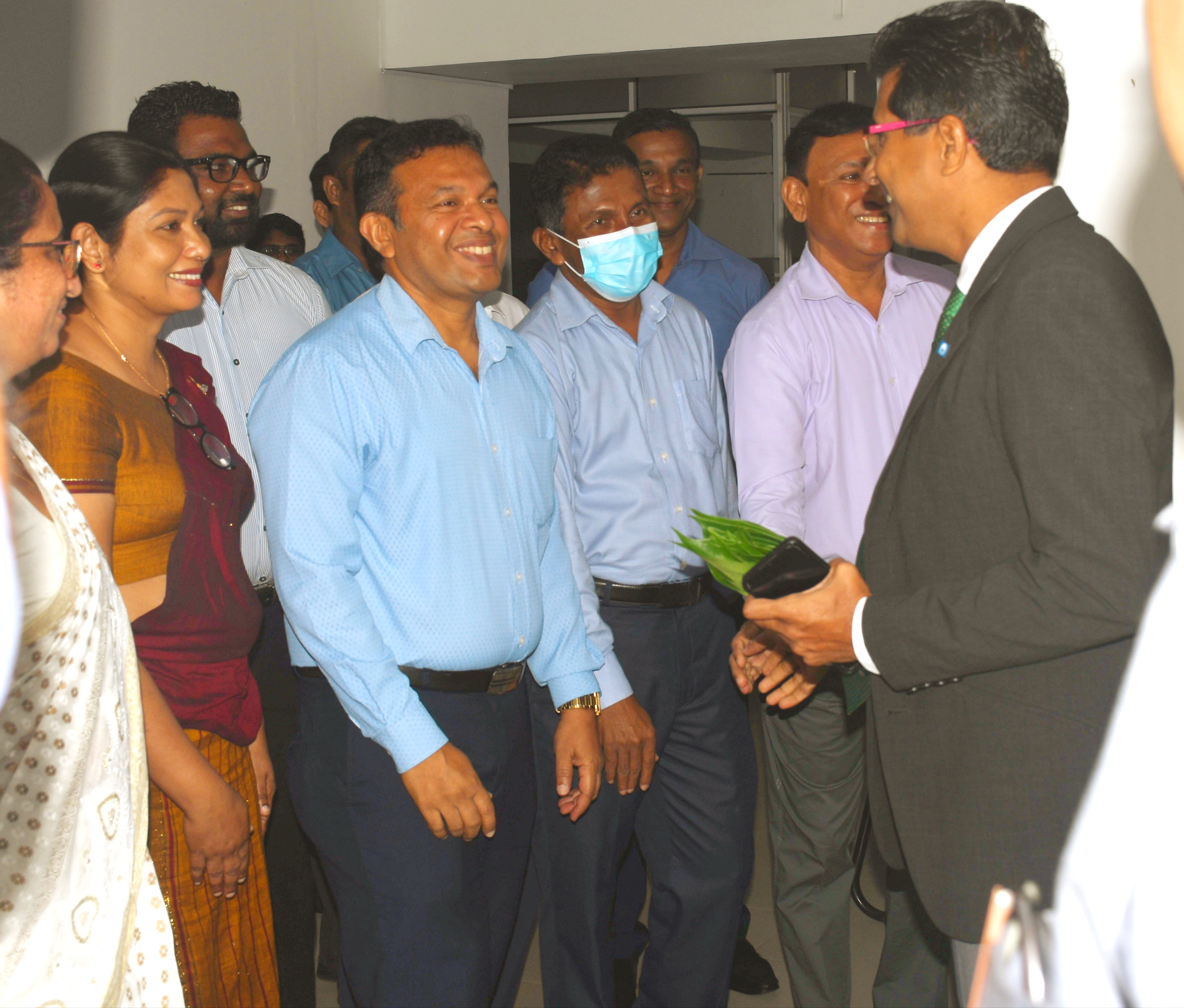 1737094390572